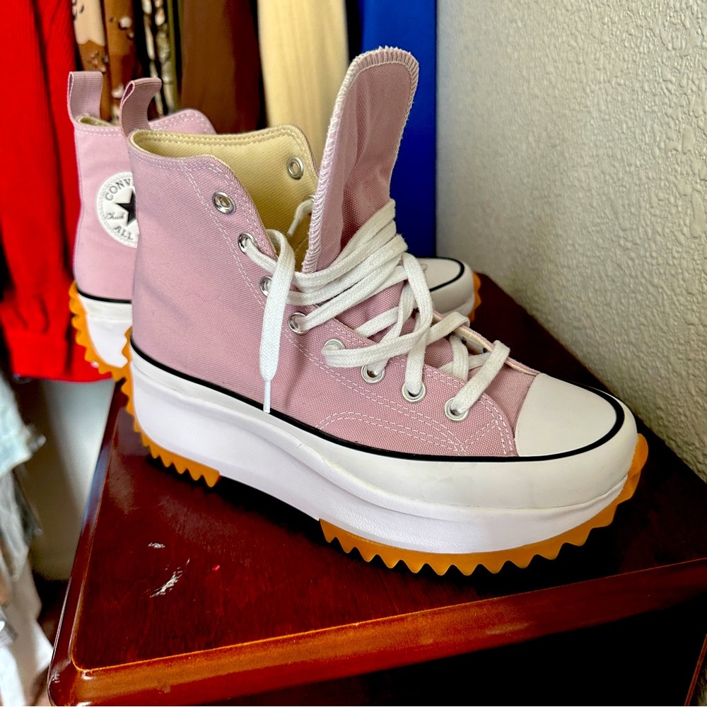 Salmon Converse
